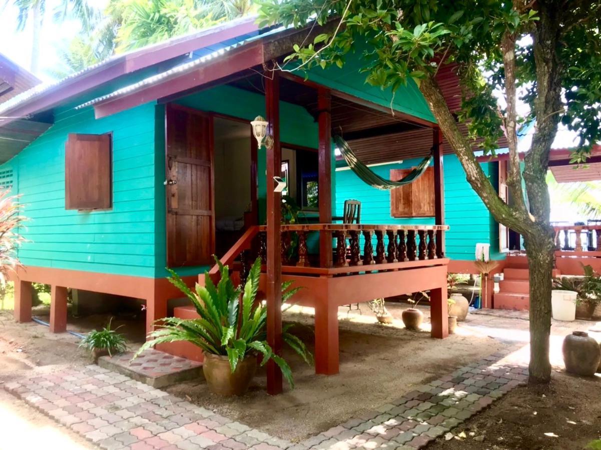 Free Concept Beach Resort Srithanu Exterior photo